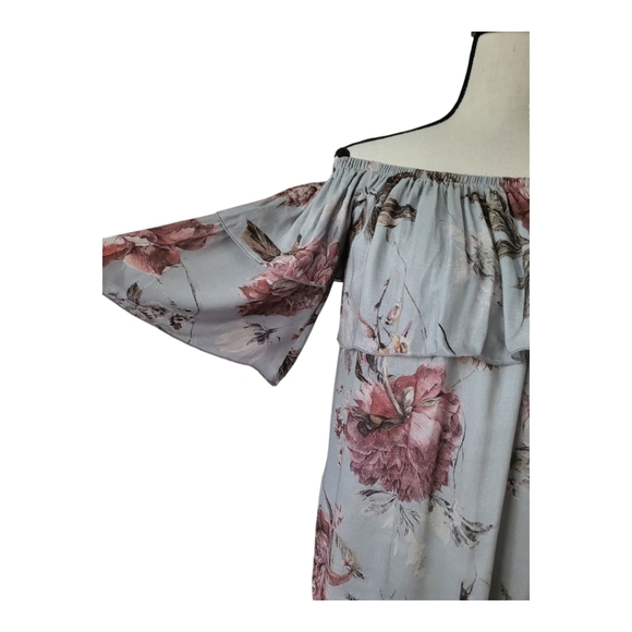 💕Chaser Off Shoulder Boho Floral Print Top. Size M New - Picture 2 of 7